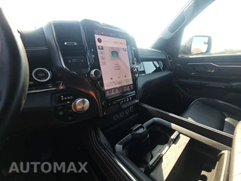 2025 Ram 1500 Limited Crew Cab Short Bed – miniatura 11