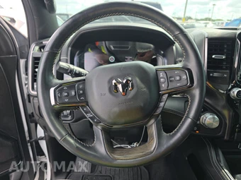 2025 Ram 1500 Limited Crew Cab Short Bed – miniatura 10