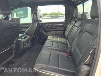 2025 Ram 1500 Limited Crew Cab Short Bed – miniatura 13