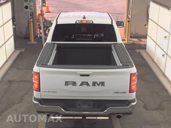 2025 Ram 1500 Limited Crew Cab Short Bed – miniatura 5