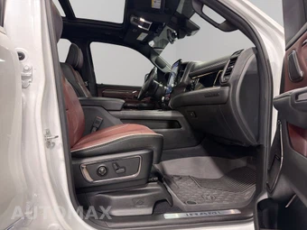 2025 Ram 1500 Limited Crew Cab Short Bed - miniatura 16