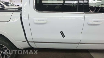 2025 Ram 1500 Limited Crew Cab Short Bed - miniatura 21