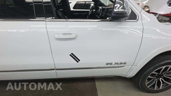 2025 Ram 1500 Limited Crew Cab Short Bed - miniatura 29
