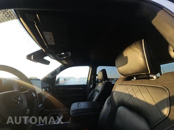 2025 Ram 1500 Limited Crew Cab Short Bed – miniatura 17