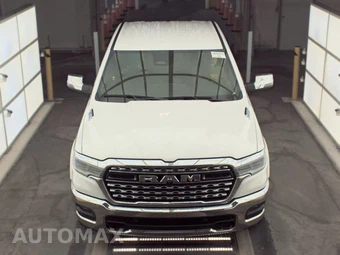 2025 Ram 1500 Limited Crew Cab Short Bed – miniatura 2