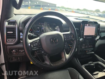 2025 Ram 1500 Limited Crew Cab Short Bed – miniatura 10
