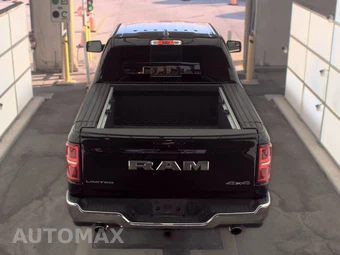 2025 Ram 1500 Limited Crew Cab Short Bed – miniatura 5