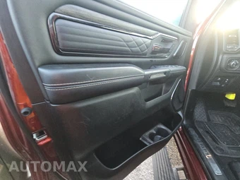 2025 Ram 1500 Limited Crew Cab Short Bed – miniatura 9
