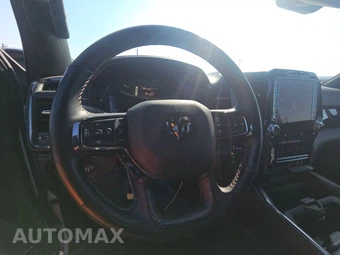 2025 Ram 1500 Limited Crew Cab Short Bed – miniatura 10