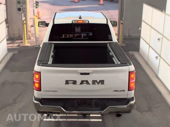 2025 Ram 1500 Limited Crew Cab Short Bed – miniatura 5