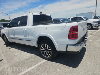 2025 Ram 1500 Limited Crew Cab Short Bed – miniatura 6