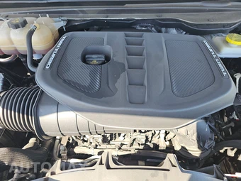 2025 Ram 1500 Limited Crew Cab Short Bed – miniatura 15