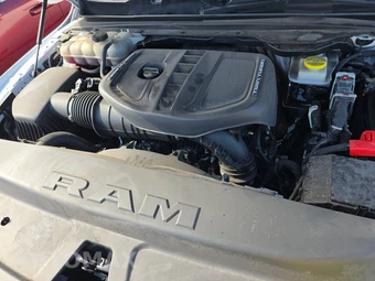 2025 Ram 1500 Limited Crew Cab Short Bed - miniatura 15