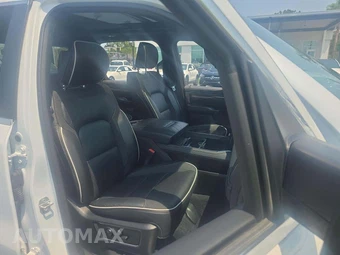 2025 Ram 1500 Limited Crew Cab Short Bed - miniatura 15