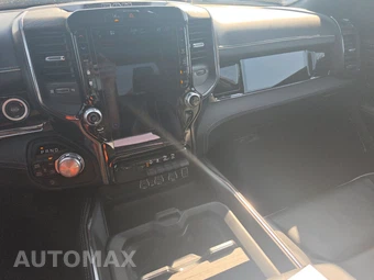 2025 Ram 1500 Limited Crew Cab Short Bed – miniatura 11