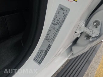 2025 Ram 1500 Limited Crew Cab Short Bed – miniatura 14