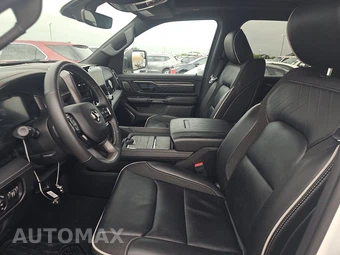 2025 Ram 1500 Limited Crew Cab Short Bed – miniatura 7
