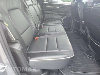 2025 Ram 1500 Limited Crew Cab Short Bed – miniatura 16