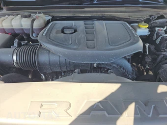 2025 Ram 1500 Limited Crew Cab Short Bed – miniatura 15