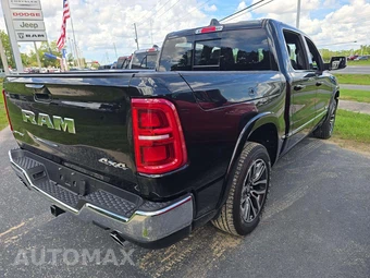 2025 Ram 1500 Limited Crew Cab Short Bed - miniatura 3