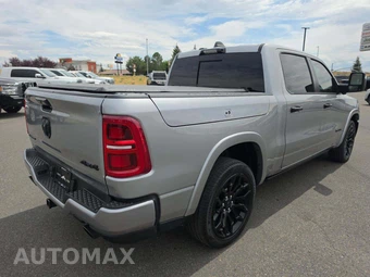 2025 Ram 1500 Limited Crew Cab Short Bed - miniatura 3