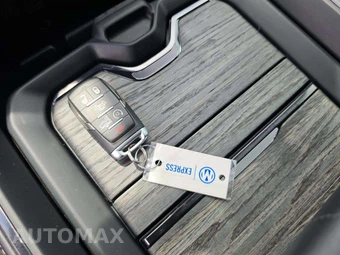 2025 Ram 1500 Limited Crew Cab Short Bed - miniatura 8