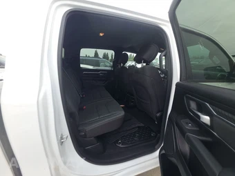 2025 Ram 1500 Lone Star Crew Cab Short Bed - miniatura 14