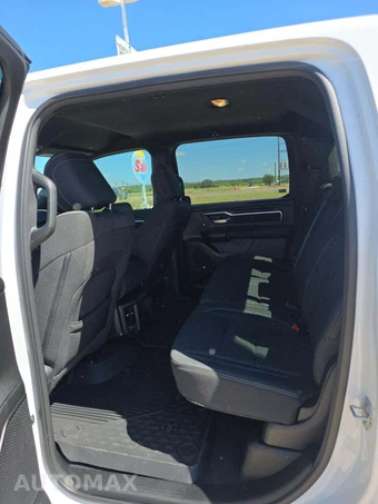2025 Ram 1500 Lone Star Crew Cab Short Bed - miniatura 10