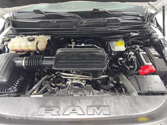2025 Ram 1500 Lone Star Crew Cab Short Bed - miniatura 15