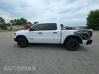 2025 Ram 1500 Rebel Crew Cab Short Bed - miniatura 3