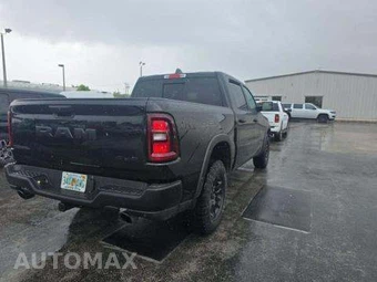 2025 Ram 1500 Rebel Crew Cab Short Bed - miniatura 3