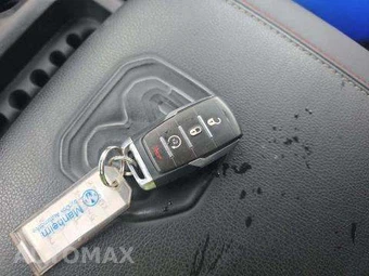 2025 Ram 1500 Rebel Crew Cab Short Bed - miniatura 8