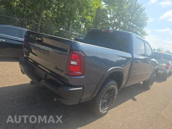 2025 Ram 1500 Rebel Crew Cab Short Bed - miniatura 4