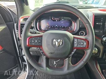 2025 Ram 1500 Rebel Crew Cab Short Bed - miniatura 10
