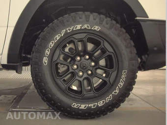 2025 Ram 1500 Rebel Crew Cab Short Bed - miniatura 10