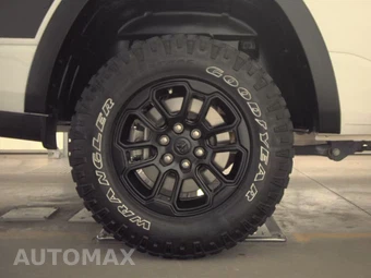 2025 Ram 1500 Rebel Crew Cab Short Bed - miniatura 11