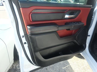 2025 Ram 1500 Rebel Crew Cab Short Bed - miniatura 15