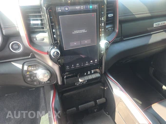 2025 Ram 1500 Rebel Crew Cab Short Bed - miniatura 17