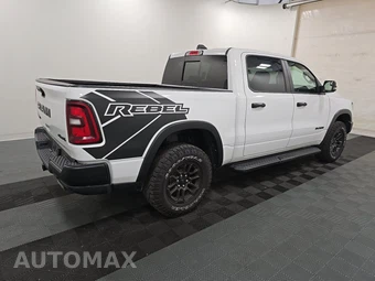 2025 Ram 1500 Rebel Crew Cab Short Bed - miniatura 4