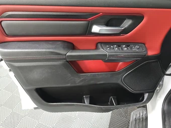 2025 Ram 1500 Rebel Crew Cab Short Bed - miniatura 9