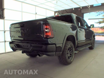 2025 Ram 1500 Rebel Crew Cab Short Bed - miniatura 4