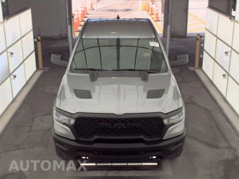 2025 Ram 1500 Rebel Crew Cab Short Bed - miniatura 2