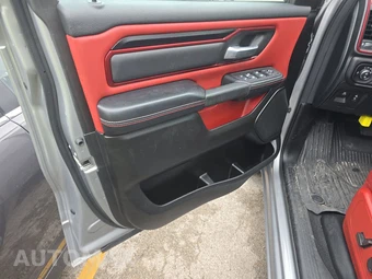 2025 Ram 1500 Rebel Crew Cab Short Bed - miniatura 9