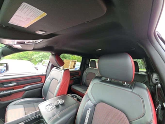 2025 Ram 1500 Rebel Crew Cab Short Bed - miniatura 11