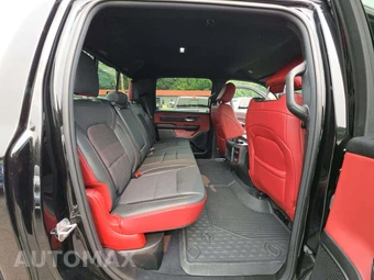 2025 Ram 1500 Rebel Crew Cab Short Bed - miniatura 16