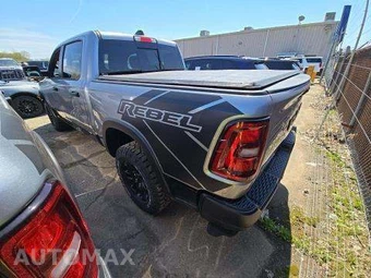 2025 Ram 1500 Rebel Crew Cab Short Bed - miniatura 2