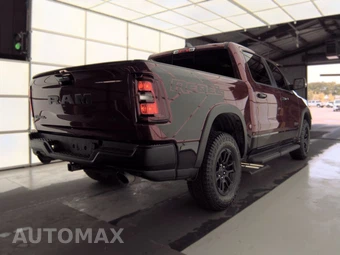 2025 Ram 1500 Rebel Crew Cab Short Bed - miniatura 4