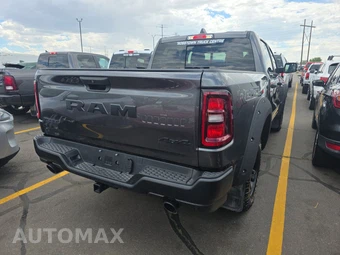 2025 Ram 1500 Rebel Crew Cab Short Bed - miniatura 4