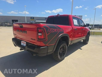 2025 Ram 1500 Rebel Crew Cab Short Bed – miniatura 3