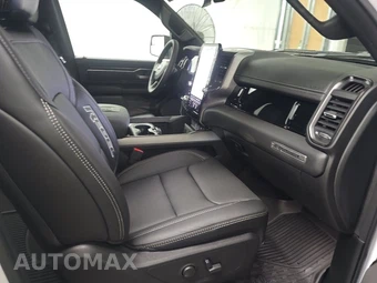 2025 Ram 1500 Rebel Crew Cab Short Bed - miniatura 8